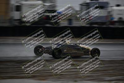 media/Nov-15-2025-CalClub SCCA (Sat) [[7bfa5a7151]]/Race/Group 2/